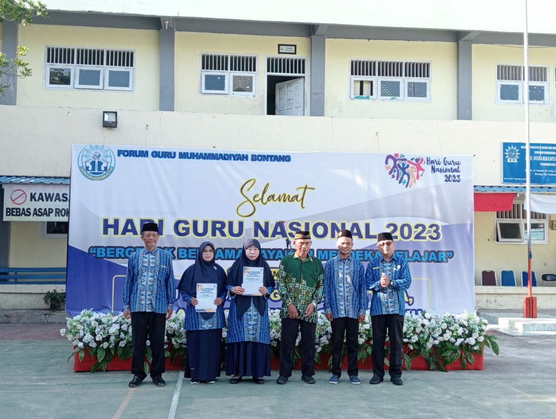 FGM Gelar Upacara Peringatan Hari Guru Nasional Tahun 2023