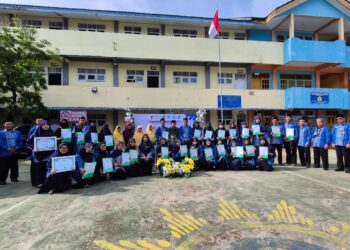 FGM Bontang Gelar Apel Hari Guru Nasional 2025, Tekankan Penguasaan Coding dan AI