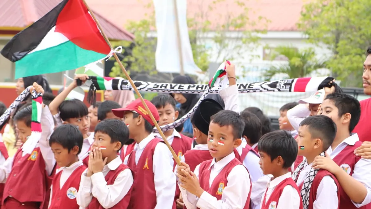 Sekolah Kreatif Muhammadiyah Bontang Gelar Aksi Damai Bela Palestina, Kumpulkan Donasi Rp 6,25 Juta