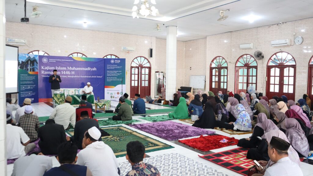 Bekali Orang Tua dengan Hikmah Alquran dalam Mendidik Anak