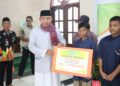 Lazismu Bontang Serahkan Beasiswa Mentari untuk Siswa Berprestasi dan Tidak Mampu
