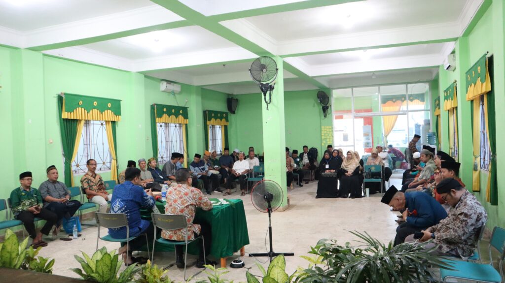 Undang Darlis Pattalongi, FGD Baitul Arqam Muhammadiyah Bontang Angkat Pentingnya Kesadaran Politik bagi Kader